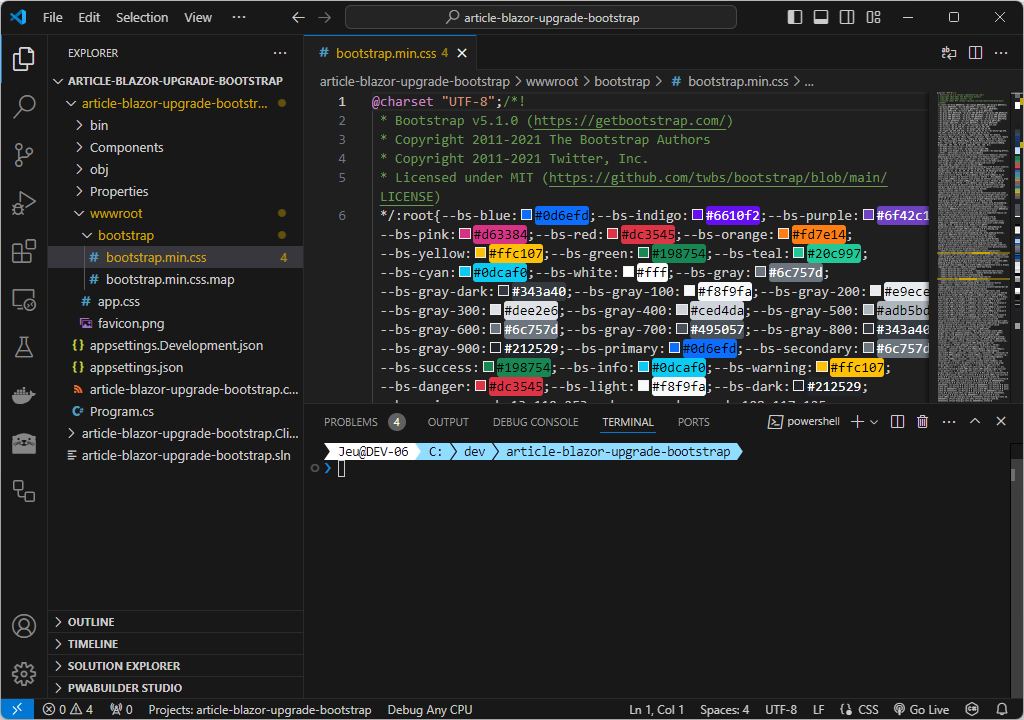 Arquivo bootstrap.min.css aberto no VS Code mostrando a versão v5.1.0 do Bootstrap no Blazor