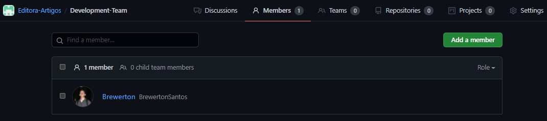 Página de membros de uma equipe com a lista de pessoas e o botão para adicionar um membro