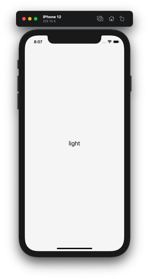 Aplicativo React Native com color scheme light no simulador iOS, fundo claro e texto light no centro