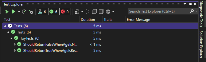 Gerenciador de testes mostrando todos os casos da classe ToyTests aprovados
